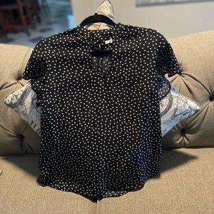 Black white poka  dotted top